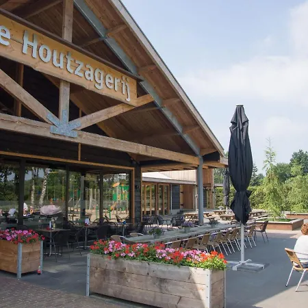 בית נופש Holiday Europarcs De Wije Werelt-2 *